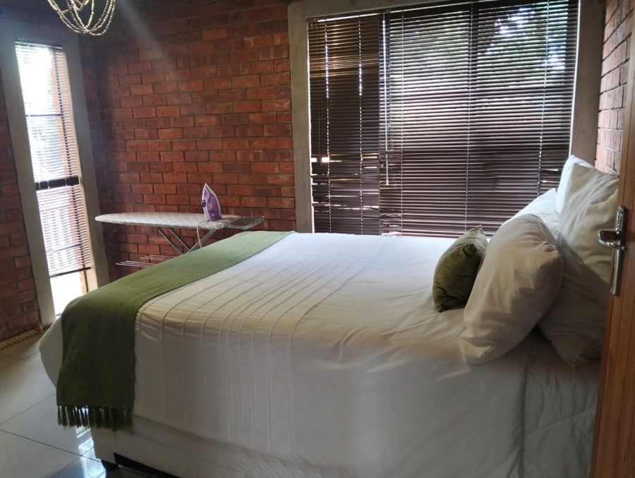 4 Bedroom Property for Sale in Pellissier Free State